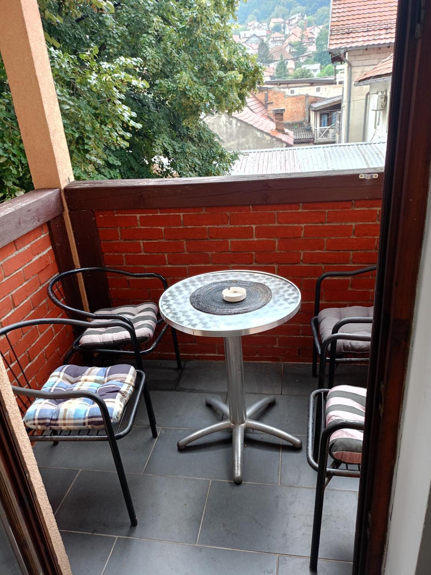 Apartment And Rooms"Tabasnice"Tuzla Centar Exterior foto